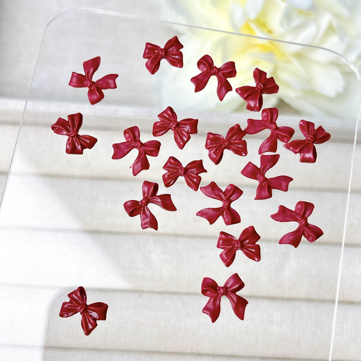 50PCS Burgundy 3D Acrylic Bow  - Nail Art Burgundy 评论和价格