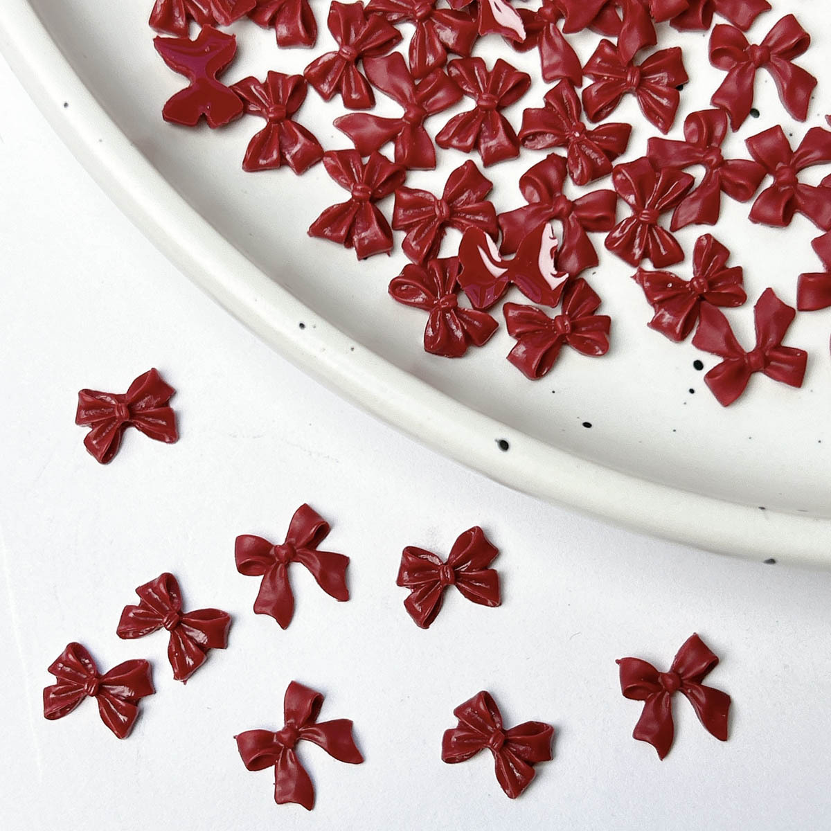50PCS Burgundy 3D Acrylic Bow  - Nail Art Burgundy 评论和价格